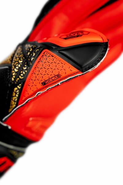 Reusch Attrakt Silver Junior 5572215 7075 7075 3.jpg