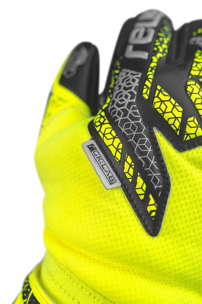 Reusch Attrakt Silver 5570215 2025 2025 4.jpg