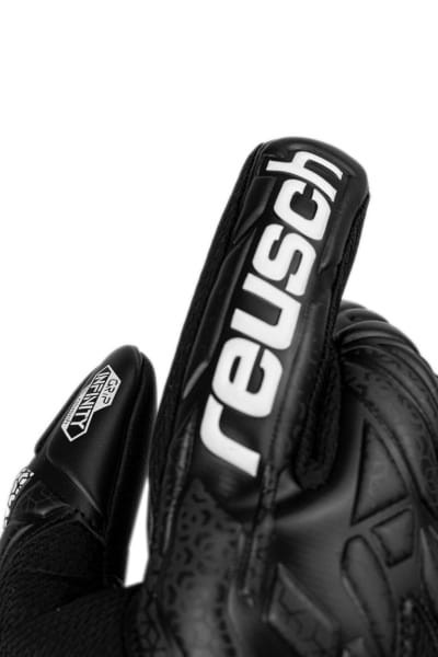 Reusch Attrakt Infinity NC 5570725 7700 black 2.jpg